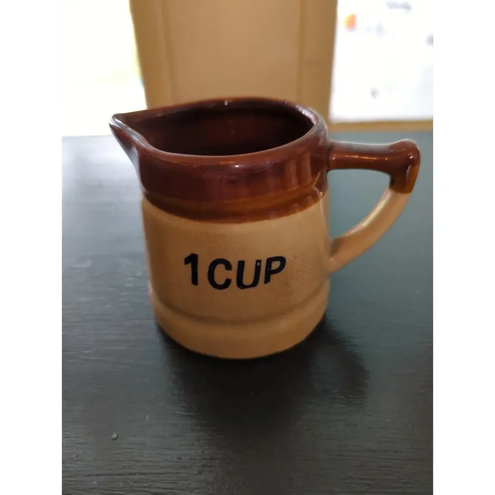 Set Of Stone Ware Measuring Cups Two Toned Brown & Wheat 1, 3/4 & 1/2 Cups